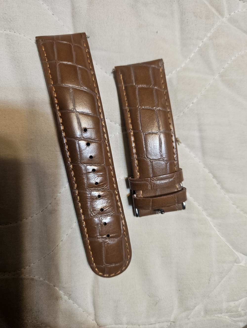 New Invicta Leather Watch Band With Pins